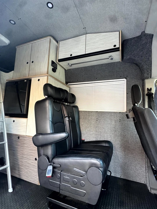 2021 Ford Transit - Image 11 of 30