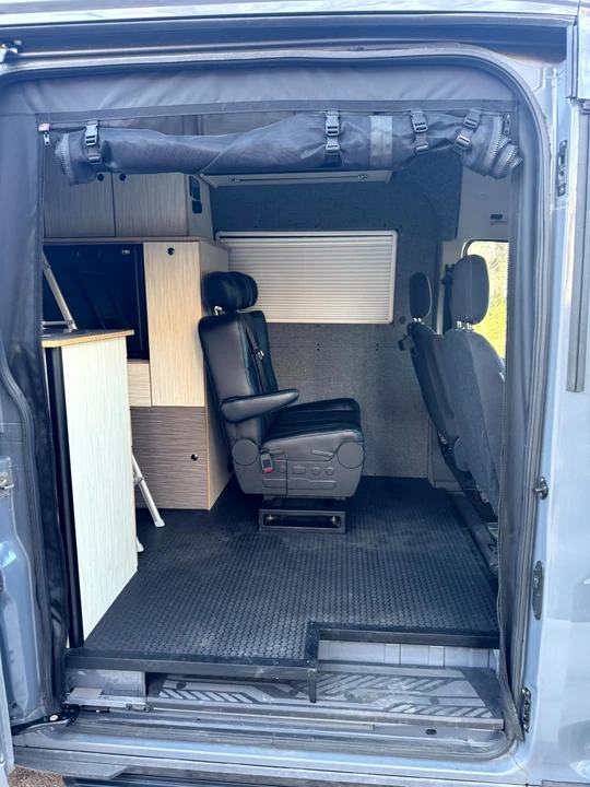 2021 Ford Transit - Image 8 of 30