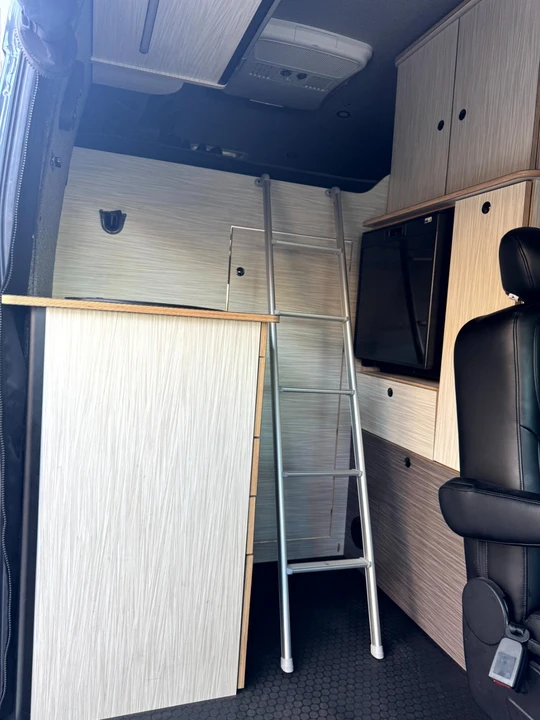 2021 Ford Transit - Image 10 of 30
