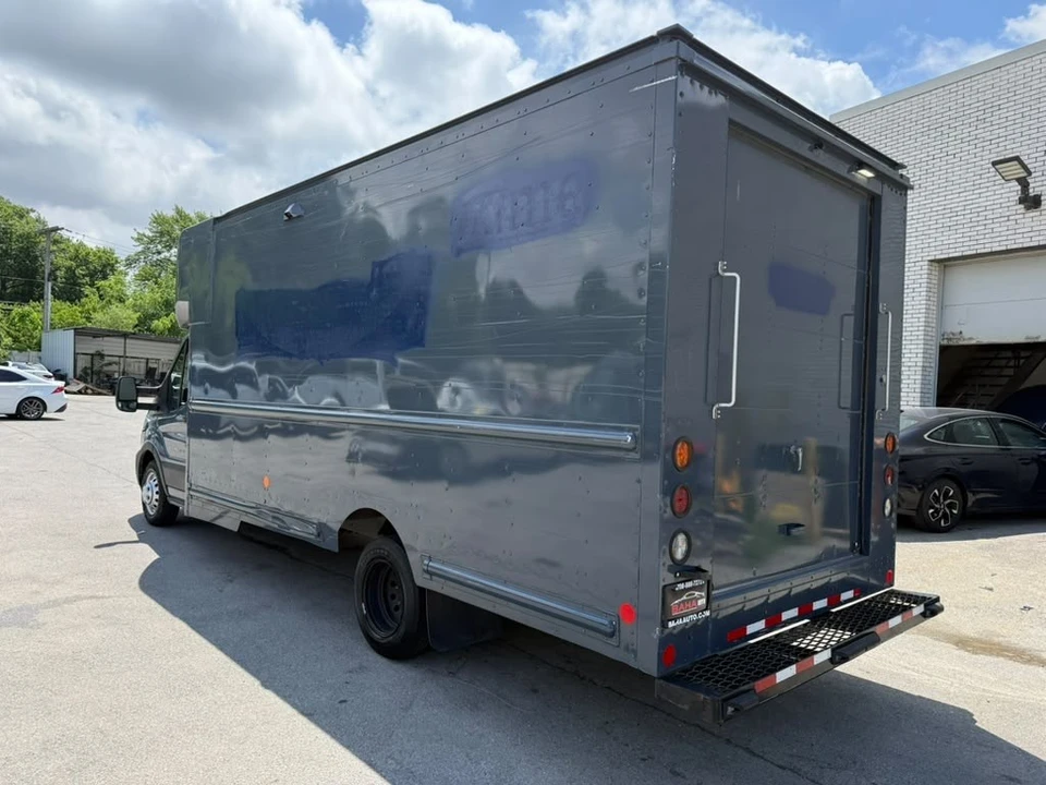 2021 Ford Transit - Image 7 of 31