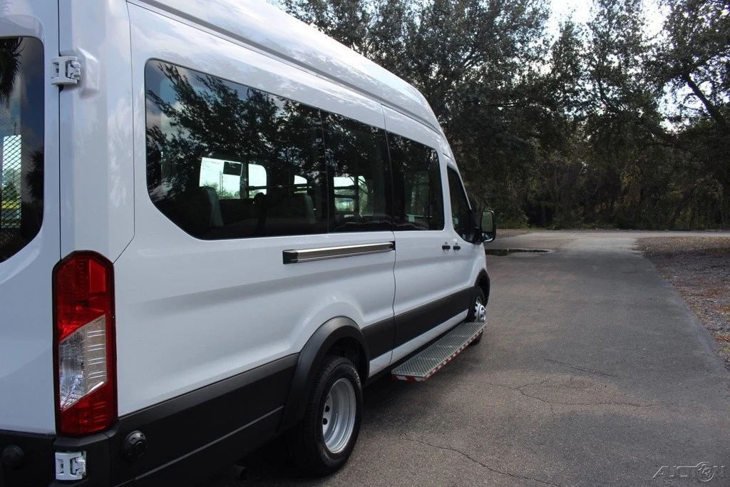 2021 Ford Transit - Image 17 of 21