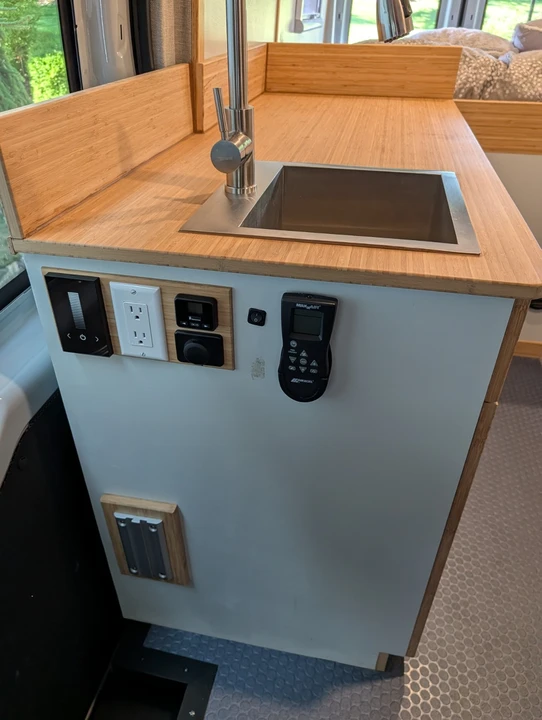 2021 Ford Transit - Image 22 of 31