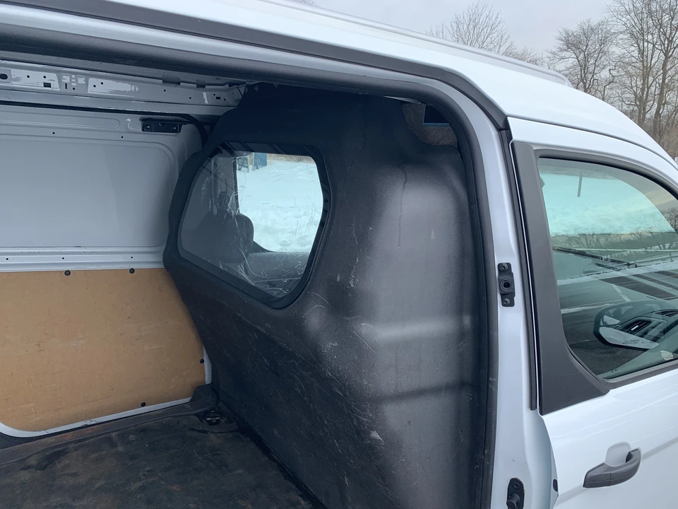 2021 Ford Transit Connect - Image 18 of 21