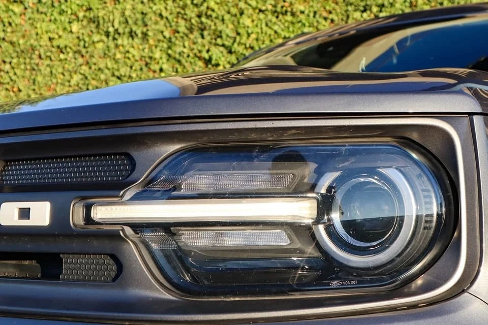 2021 Ford Bronco 6th Gen - Image 6 of 12