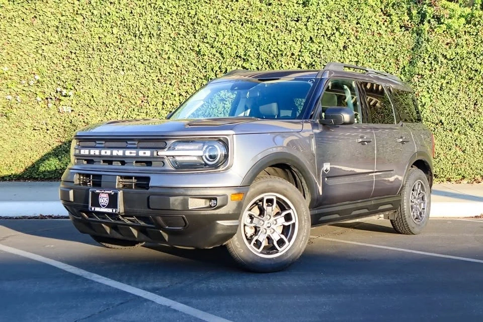 2021 Ford Bronco 6th Gen - Image 10 of 12