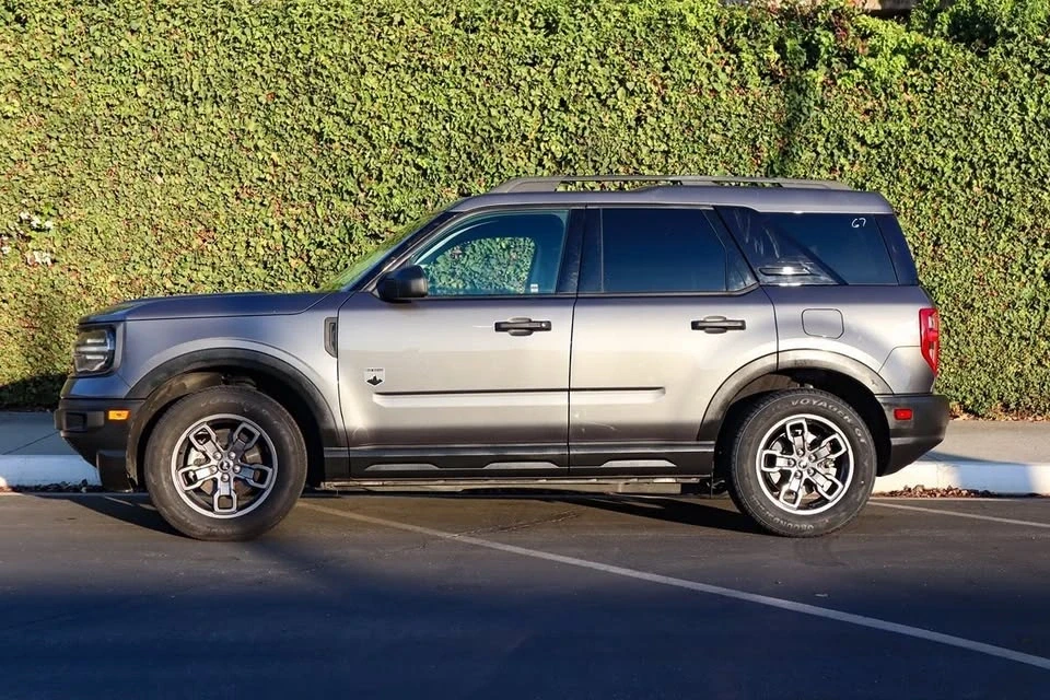 2021 Ford Bronco 6th Gen - Image 5 of 12