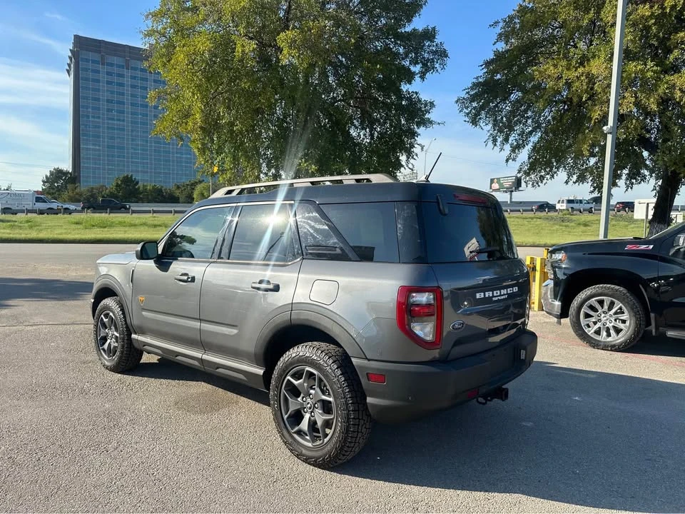 2021 Ford Bronco 6th Gen - Image 5 of 10