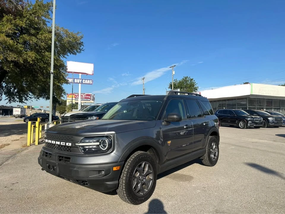 2021 Ford Bronco 6th Gen - Image 2 of 10
