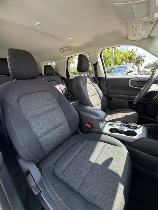 2021 Ford Bronco 6th Gen - Image 9 of 10