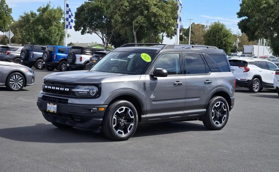 2021 Ford Bronco 6th Gen - Image 5 of 18