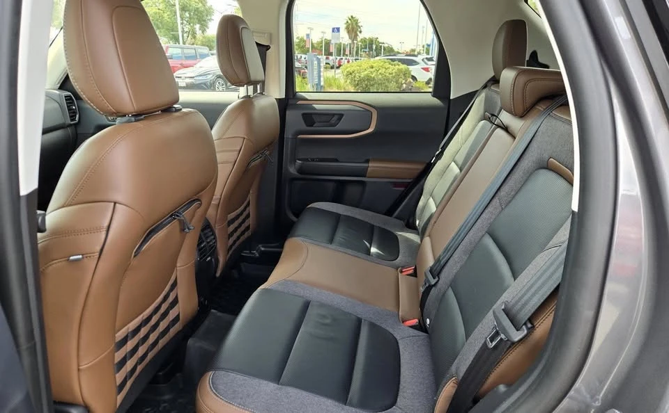 2021 Ford Bronco 6th Gen - Image 9 of 18