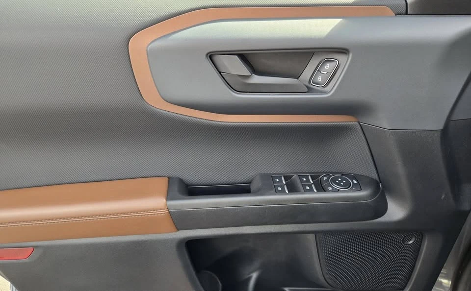 2021 Ford Bronco 6th Gen - Image 16 of 18