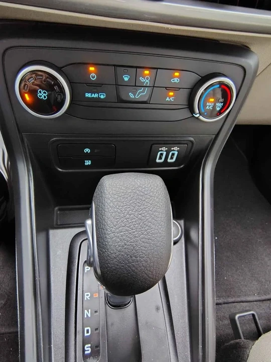 2021 Ford EcoSport - Image 9 of 12