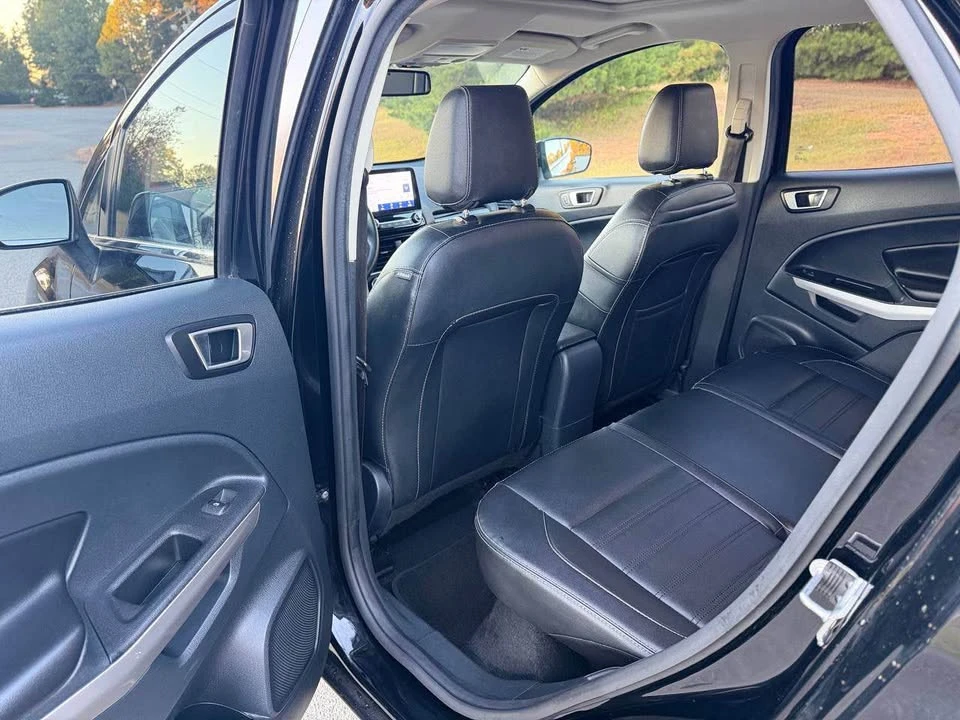 2021 Ford EcoSport - Image 15 of 18