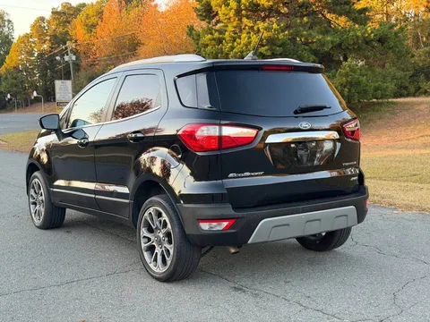 2021 Ford EcoSport - Image 2 of 18