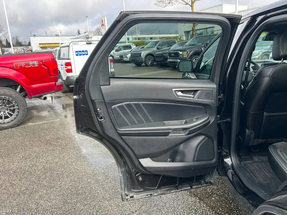 2021 Ford Edge - Image 18 of 20