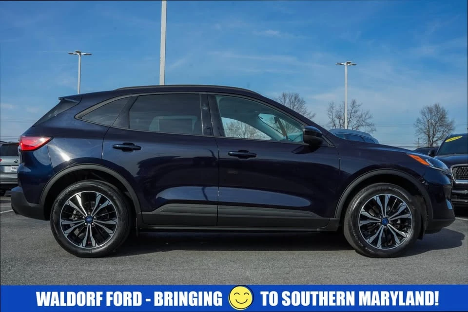 2021 Ford Escape - Image 3 of 17