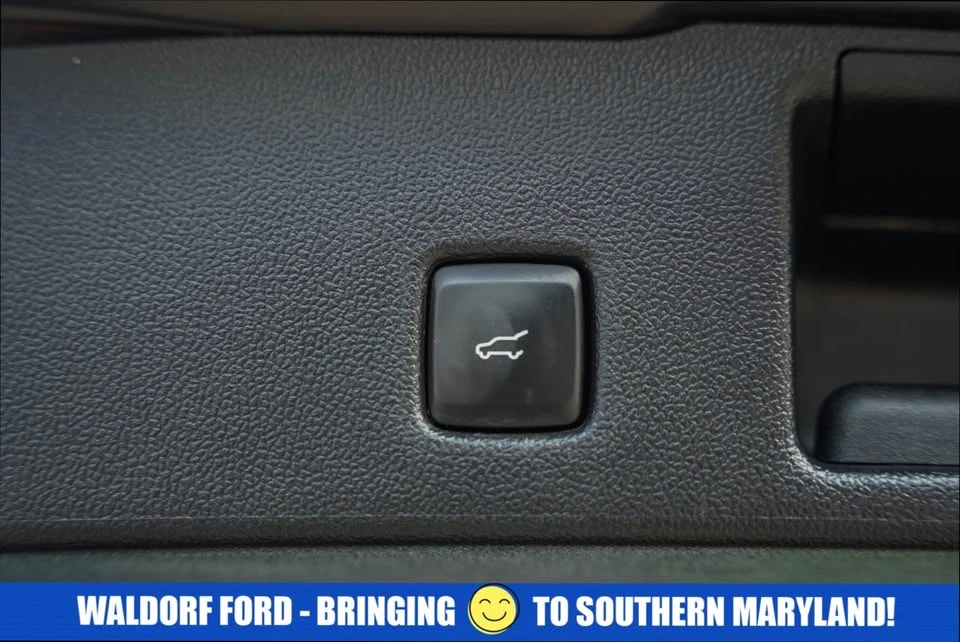 2021 Ford Escape - Image 10 of 17