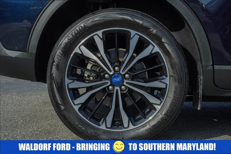 2021 Ford Escape - Image 16 of 17