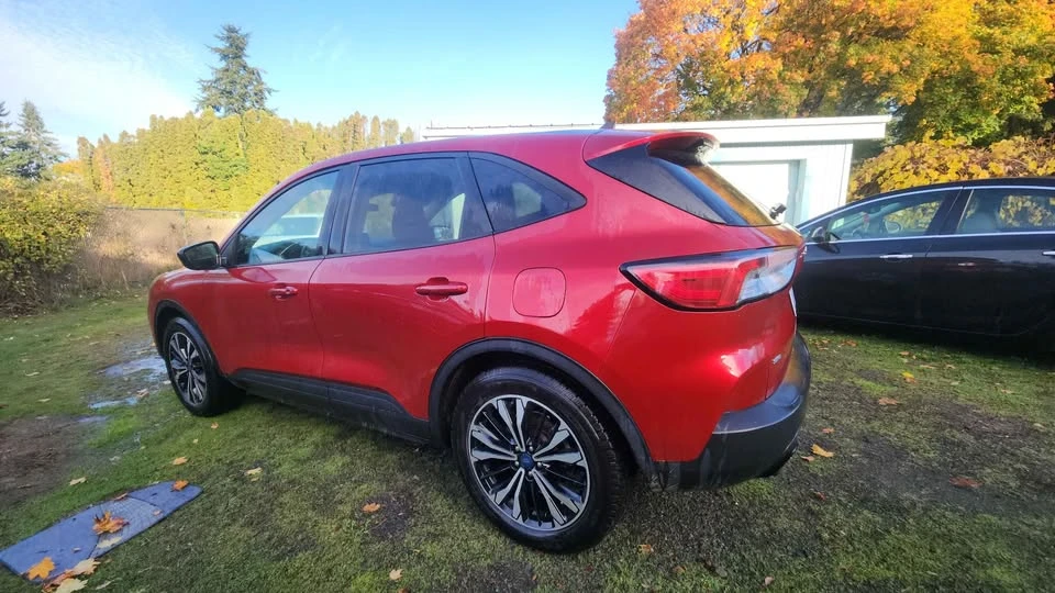 2021 Ford Escape - Image 3 of 16