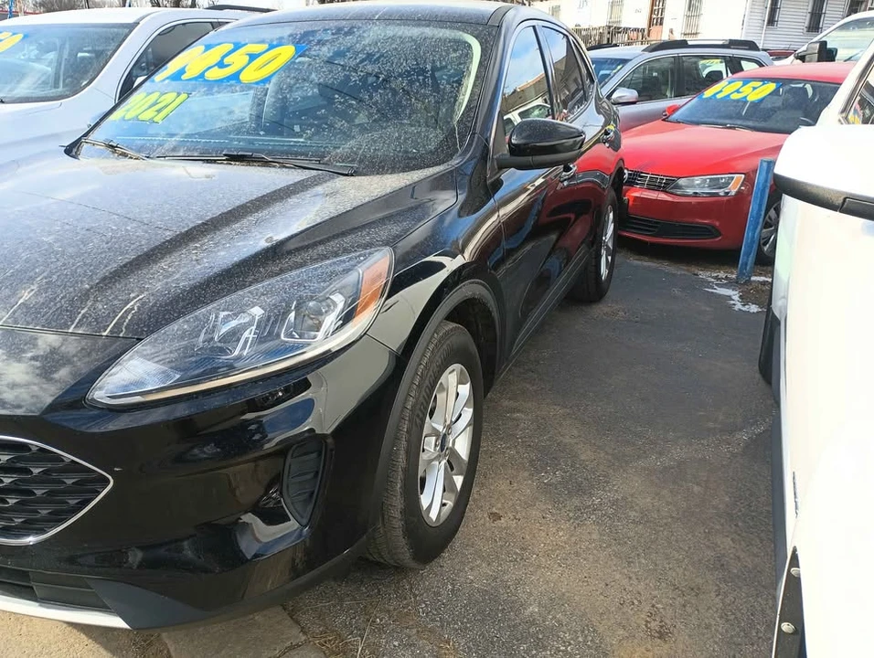 2021 Ford Escape - Image 2 of 4