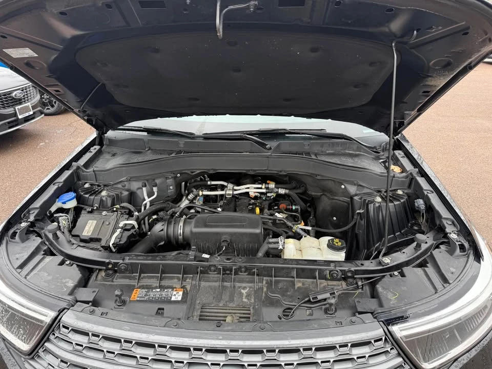 2021 Ford Explorer 6th Gen - Image 8 of 15