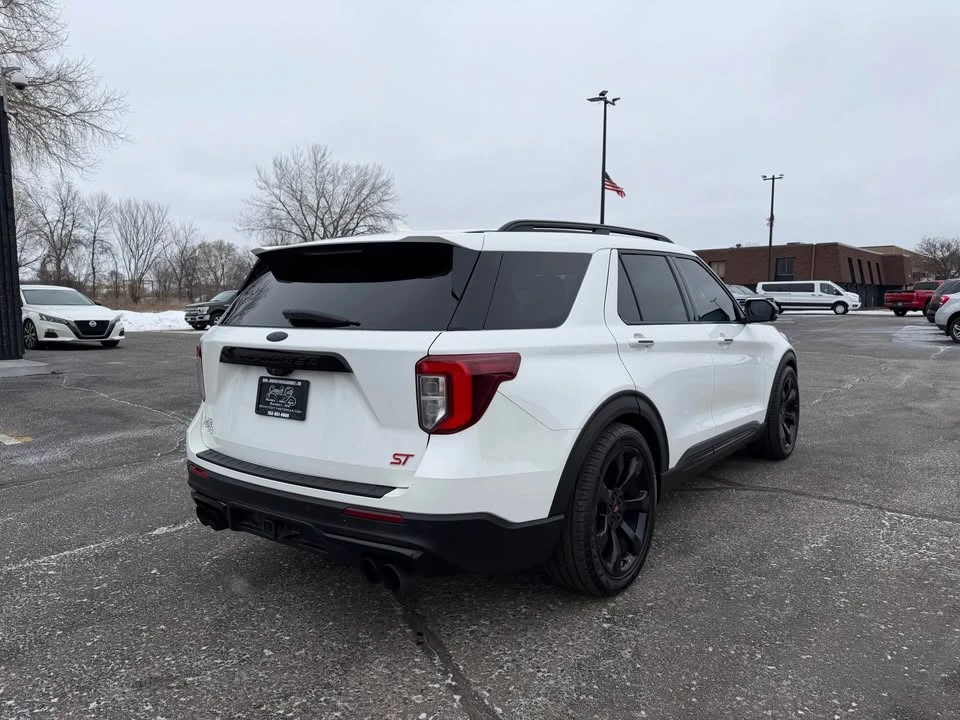 2021 Ford Explorer 6th Gen - Image 3 of 19