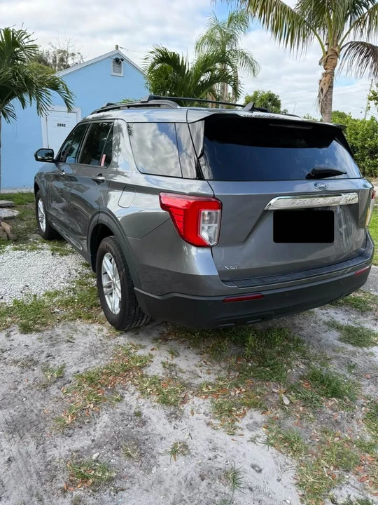 2021 Ford Explorer 6th Gen - Image 2 of 15