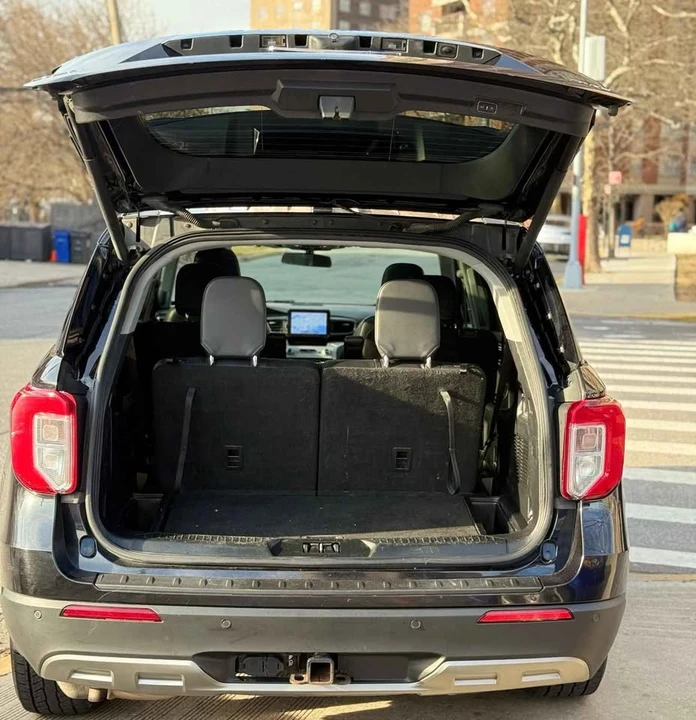 2021 Ford Explorer 6th Gen - Image 14 of 16
