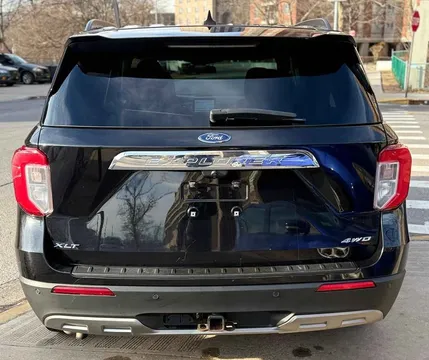 2021 Ford Explorer 6th Gen - Image 4 of 16