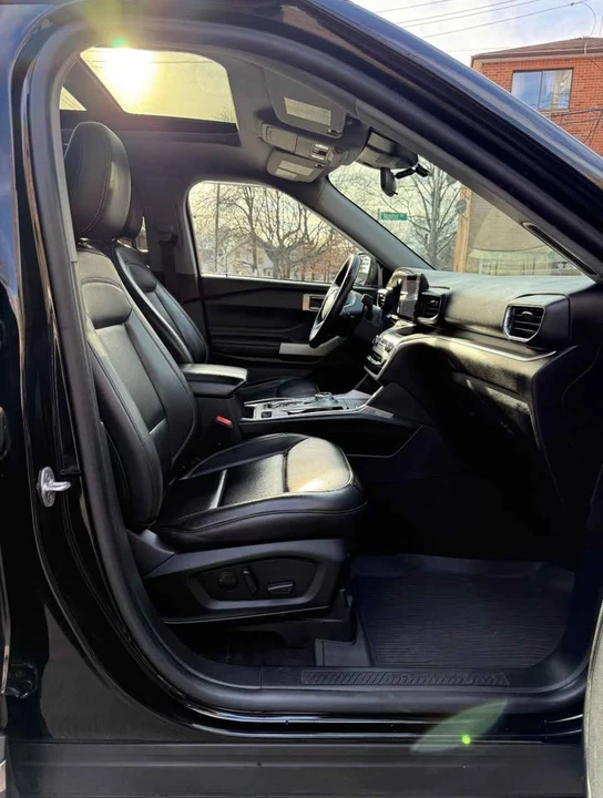 2021 Ford Explorer 6th Gen - Image 10 of 16