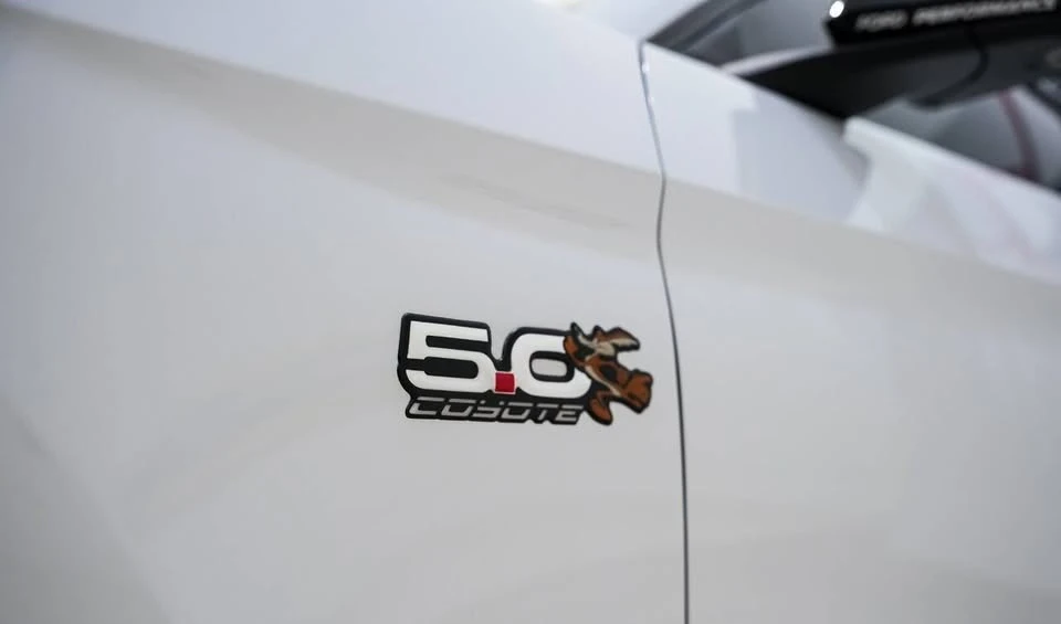 2021 Ford GT 2nd Gen - Image 2 of 19