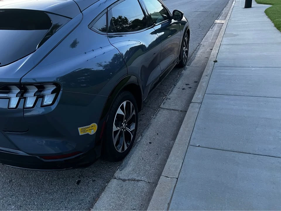 2021 Ford Mustang Mach-E - Image 6 of 10