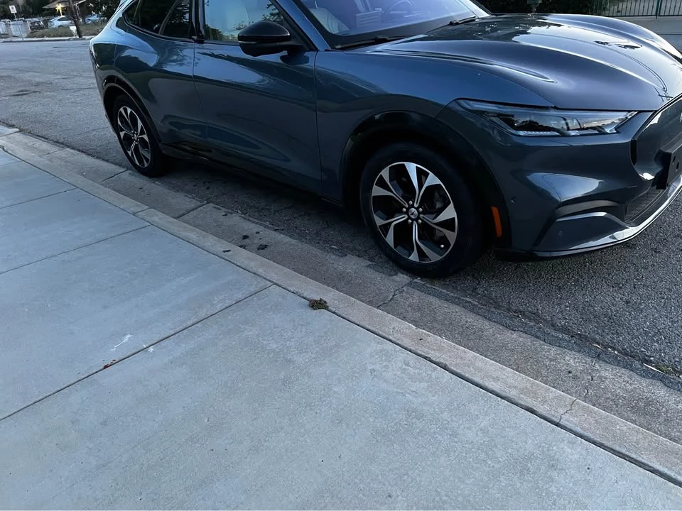 2021 Ford Mustang Mach-E - Image 3 of 10