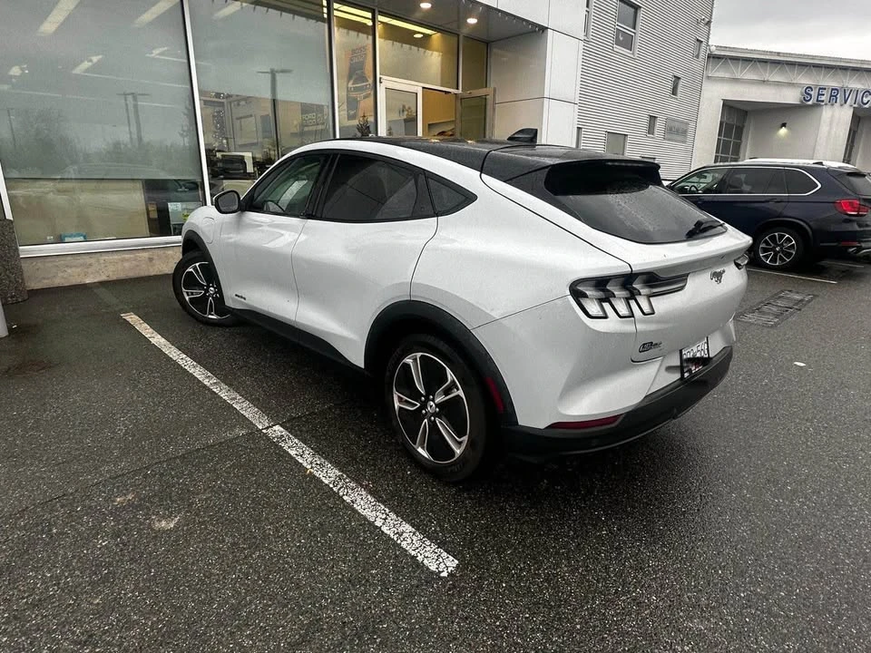 2021 Ford Mustang Mach-E - Image 4 of 7
