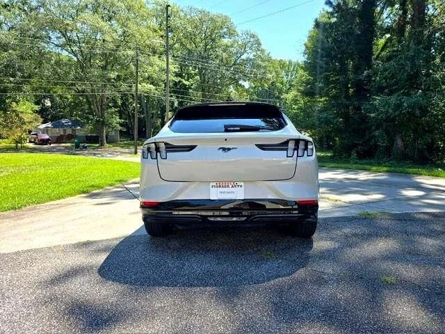 2021 Ford Mustang Mach-E - Image 17 of 19