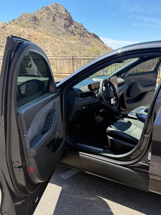 2021 Ford Mustang Mach-E - Image 7 of 20