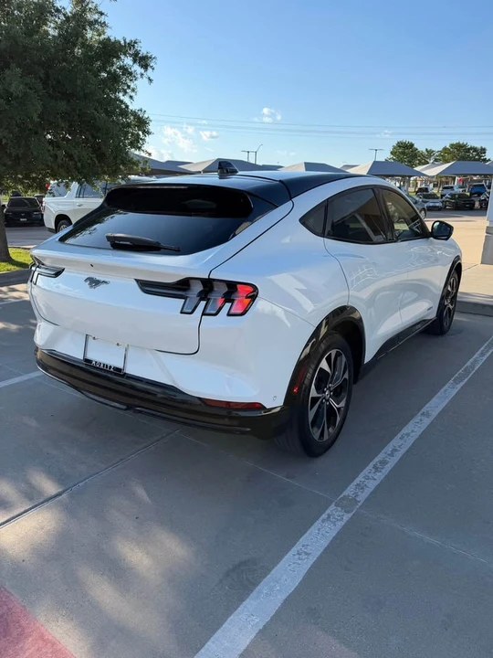 2021 Ford Mustang Mach-E - Image 5 of 14