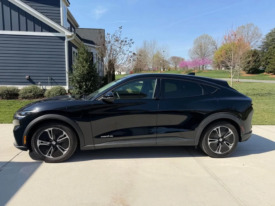 2021 Ford Mustang Mach-E - Image 2 of 8