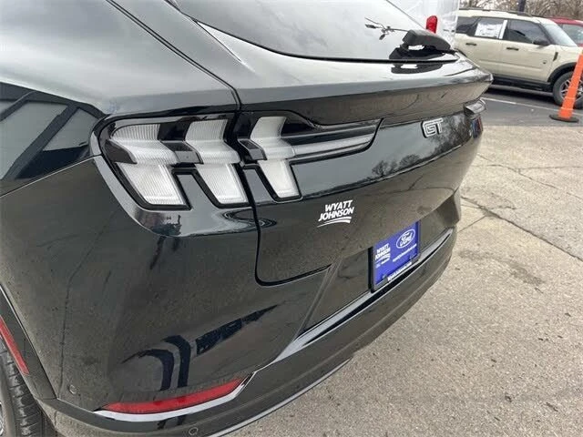 2021 Ford Mustang Mach-E - Image 9 of 19