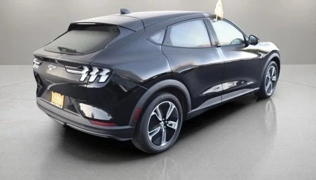 2021 Ford Mustang Mach-E - Image 3 of 8