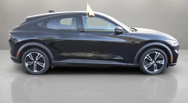 2021 Ford Mustang Mach-E - Image 4 of 8