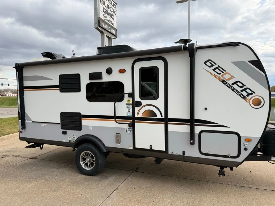 2021 Forest River Cherokee - Image 2 of 12