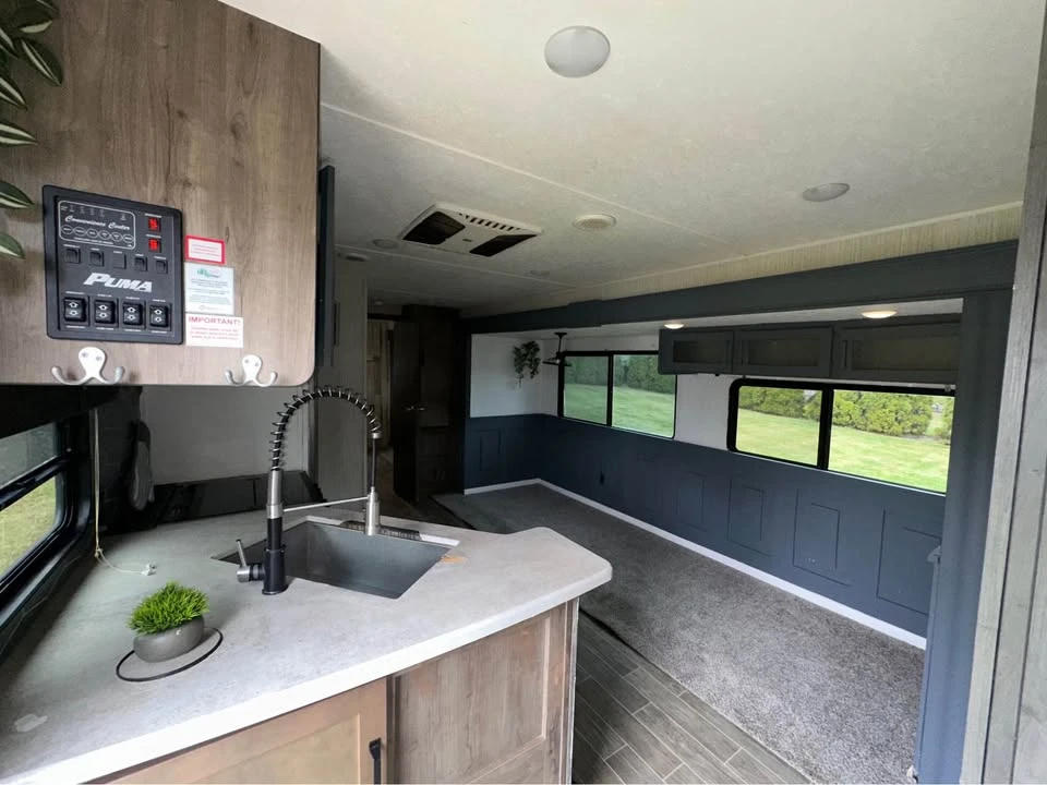 2021 Forest River - Image 7 of 19