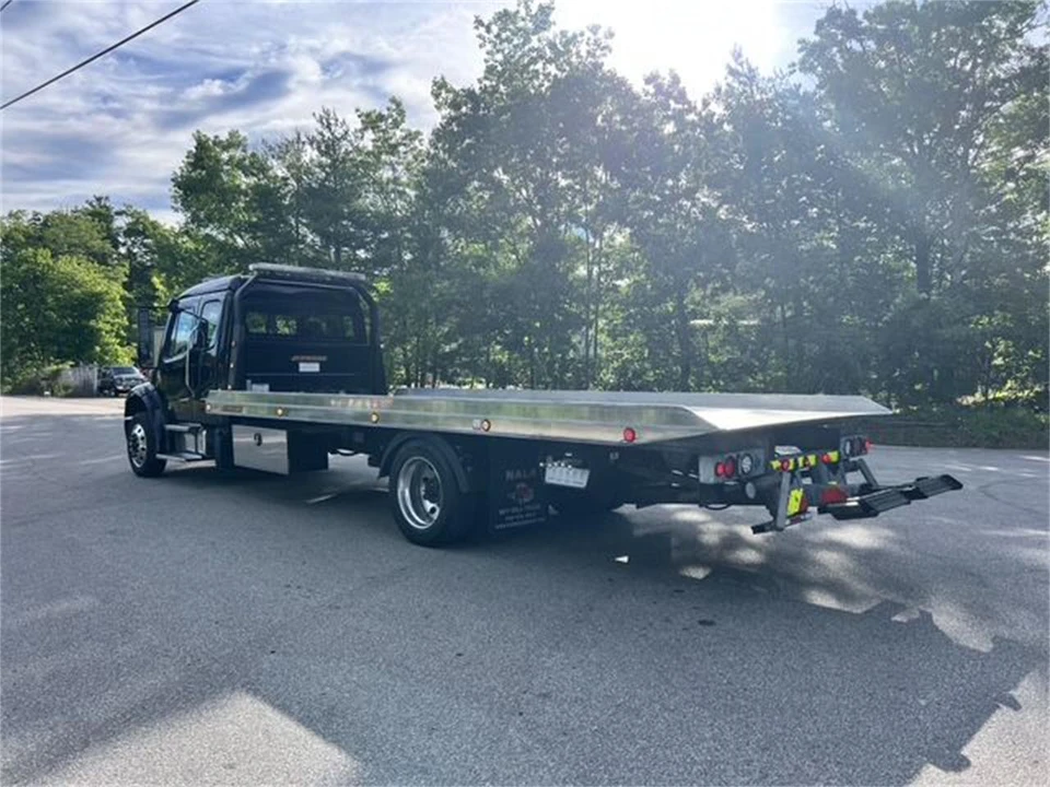 2021 Freightliner - Image 4 of 19