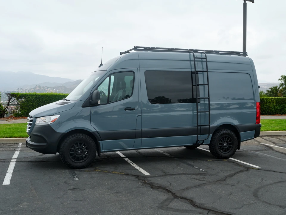 2021 Freightliner - Image 5 of 31