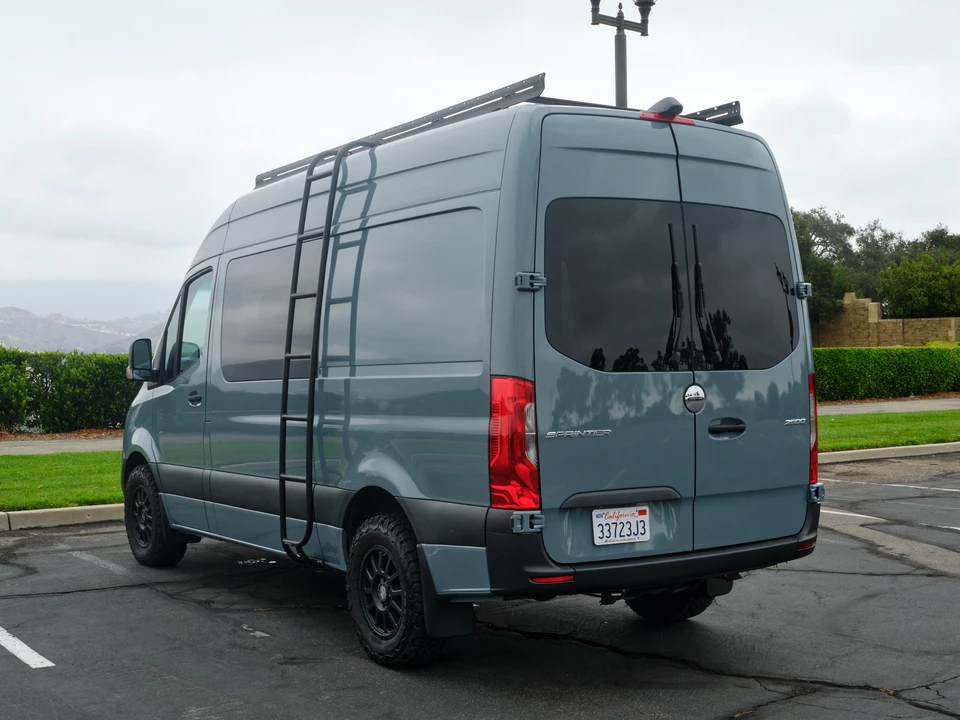 2021 Freightliner - Image 9 of 31