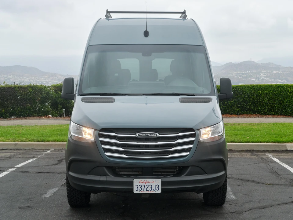 2021 Freightliner - Image 6 of 31