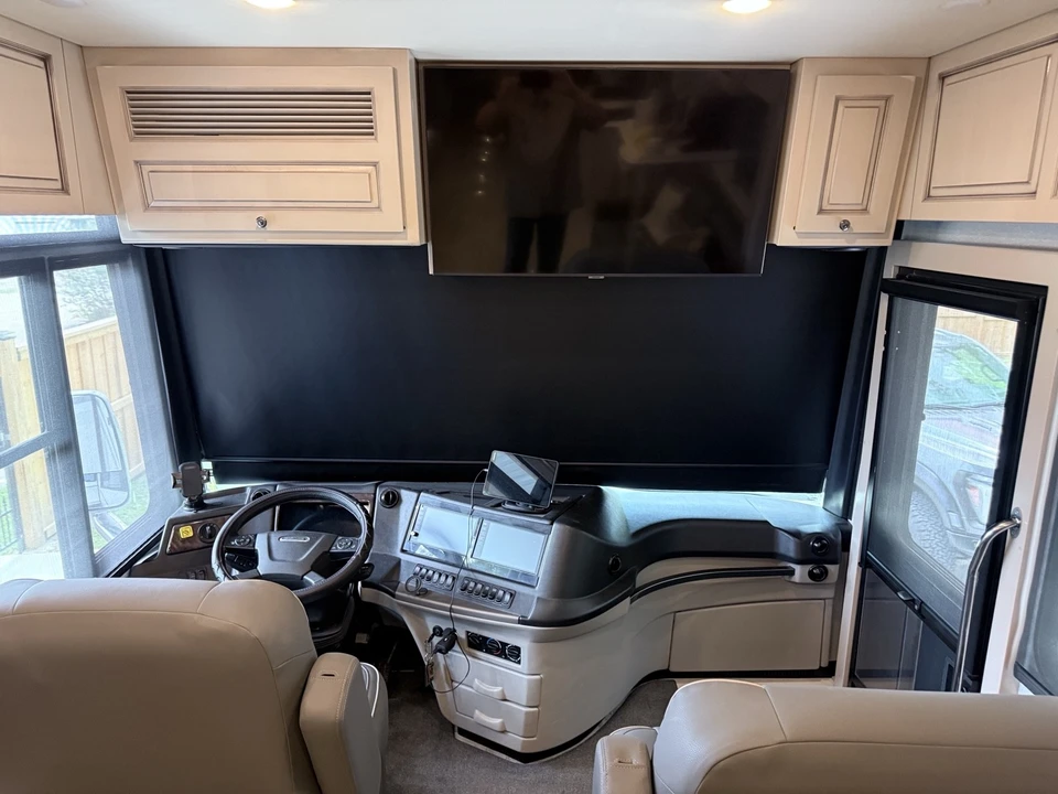2021 Freightliner - Image 4 of 10