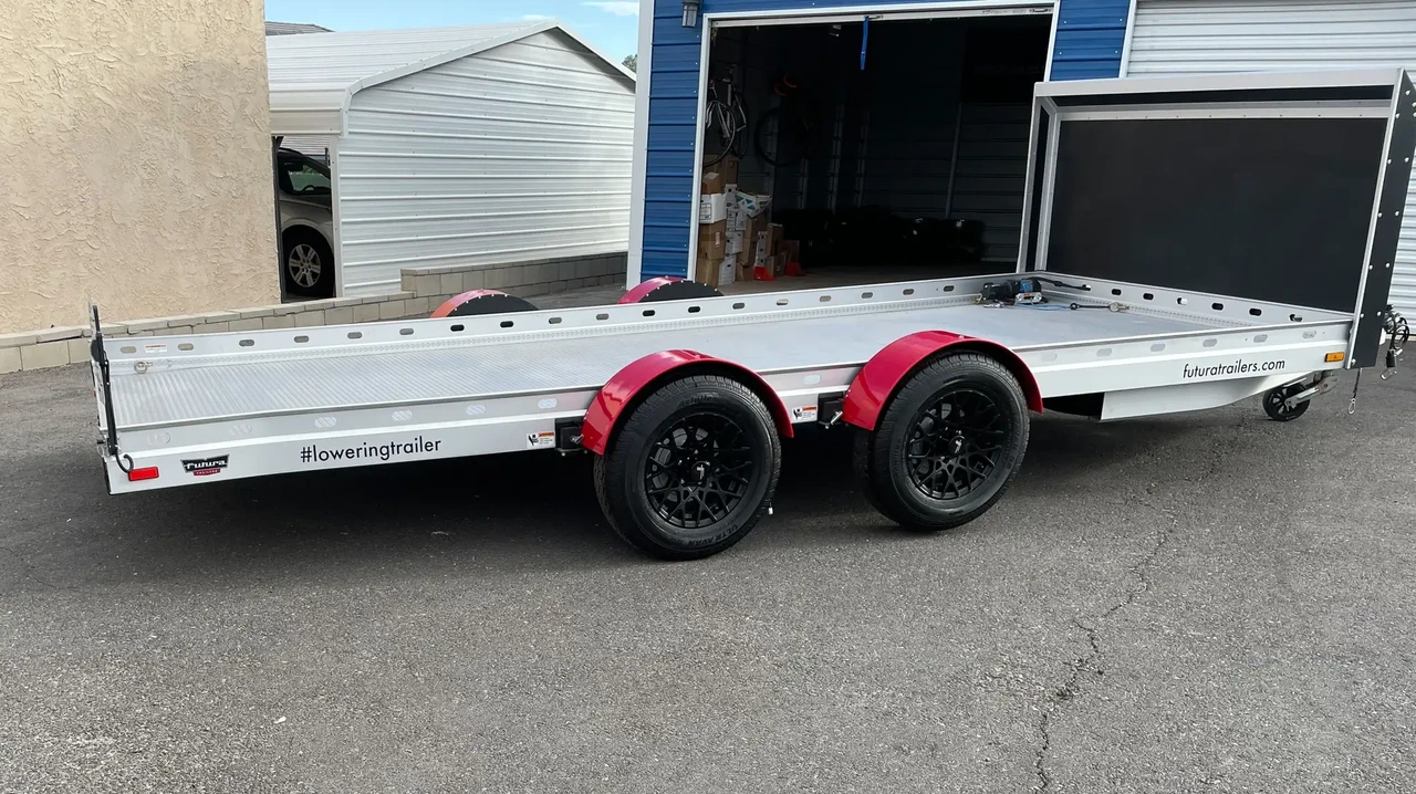2021 - Image 2 of 6